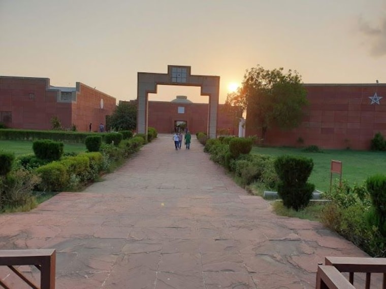 Jawahar Kala Kendra-2